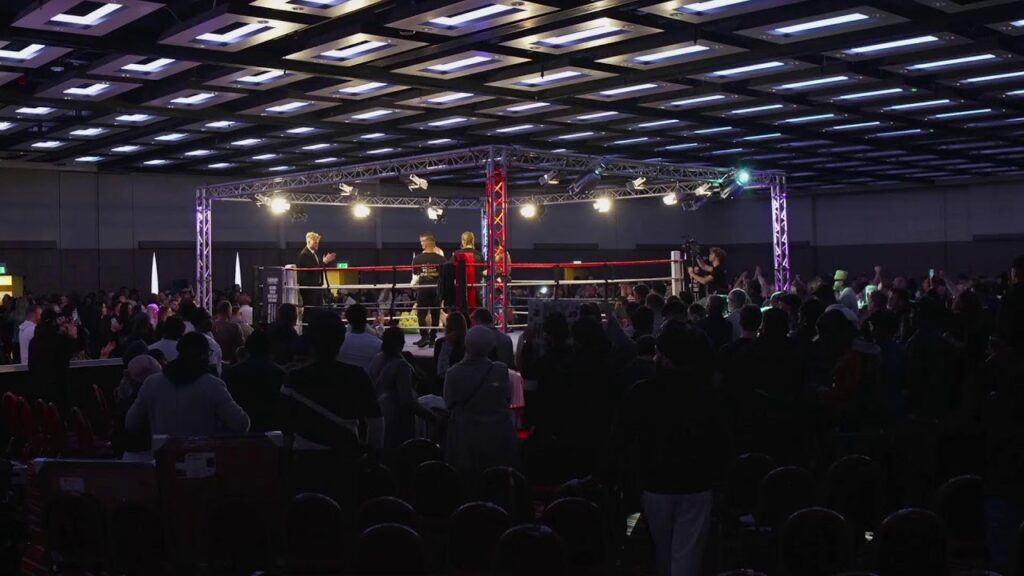 Samuel Leeds Vs Mike Love